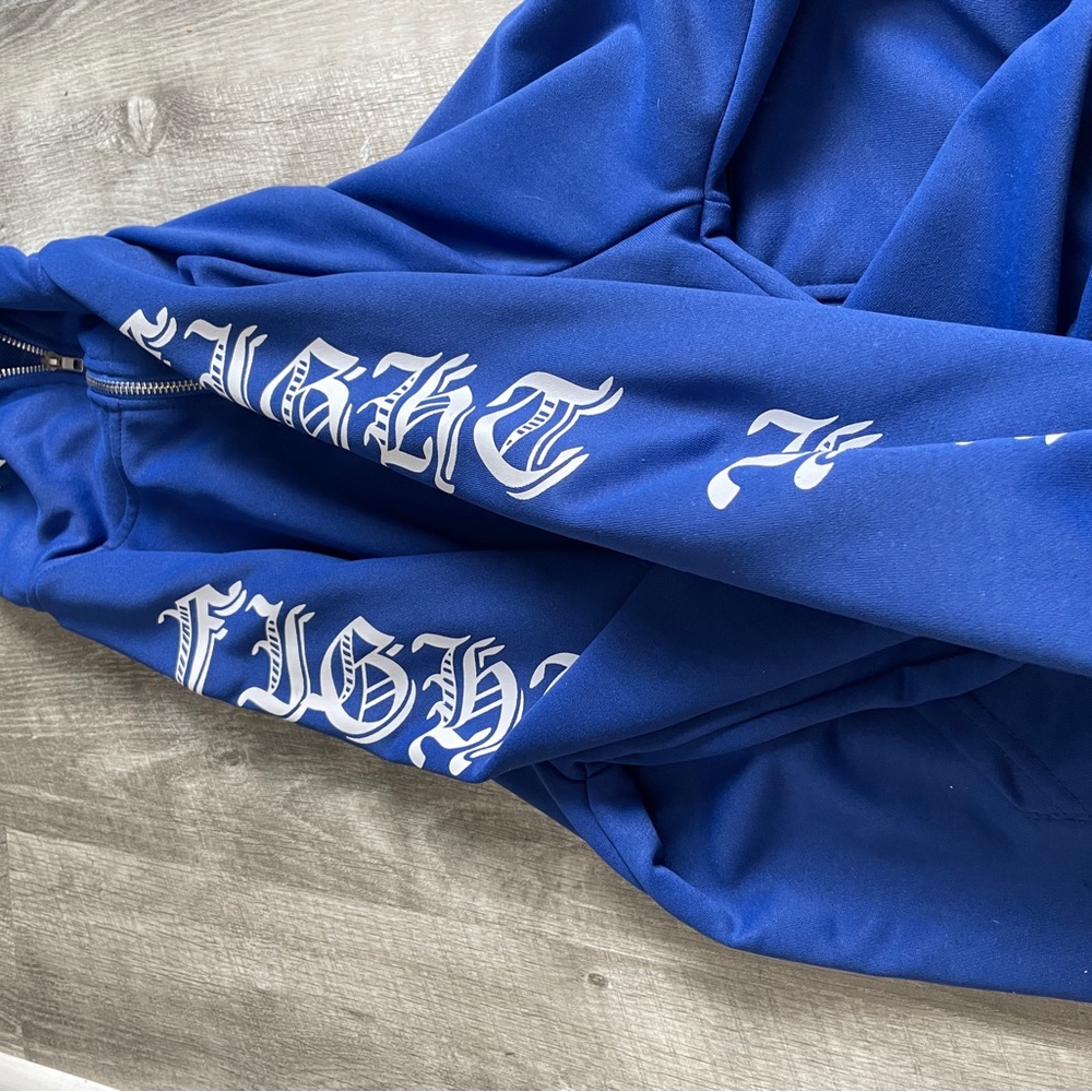 trending zip up - Picture 3 of 4